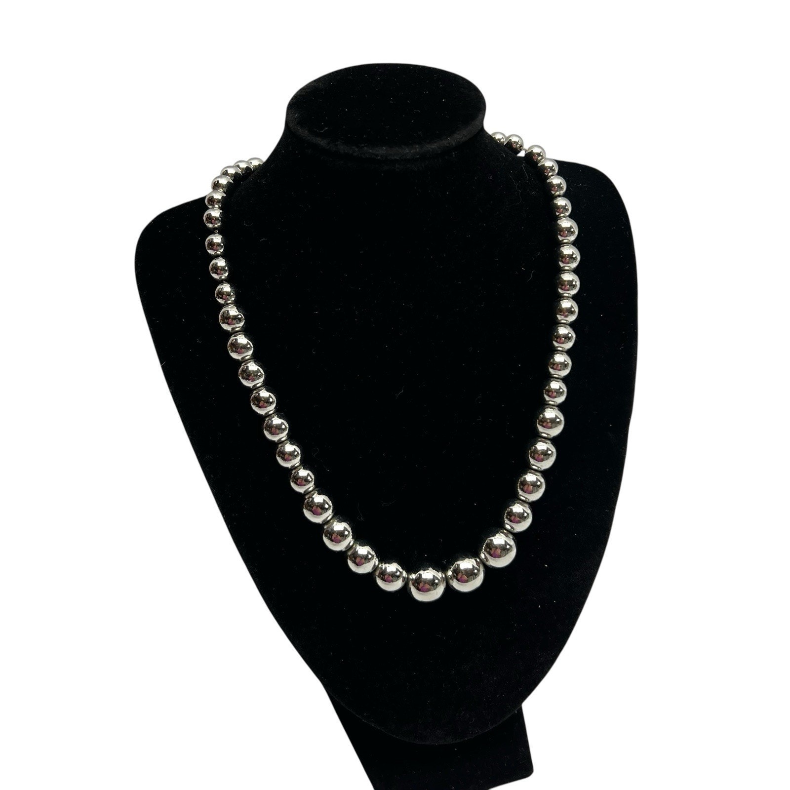 Vintage Silver Tone Ascending Beaded Necklace Made In Korea 16